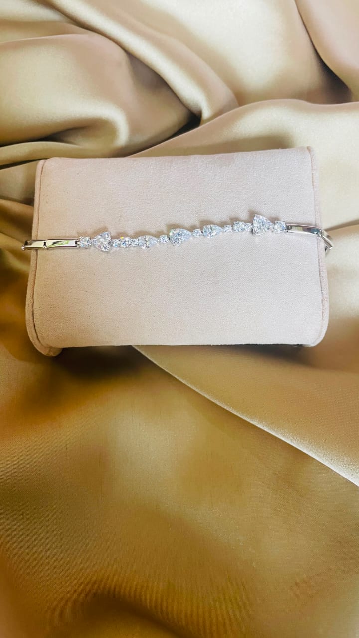 Luxury Zircon Crystal Cuff Bracelet