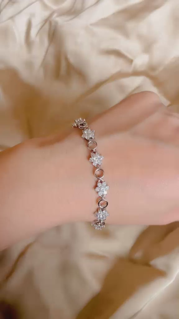 Snowflake Zircon Tennis Bracelet